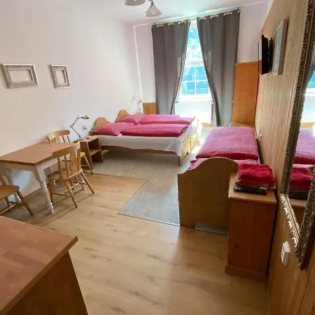 Gasthuis Kaskada Solenice